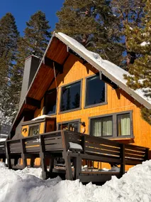 Chalet 9 - Steps from slopes, perfect year-round - Image 2