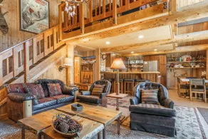 Chalet 9 - Steps from slopes, perfect year-round - Image 5