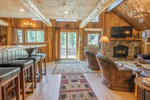 Chalet 9 - Steps from slopes, perfect year-round - Image 3