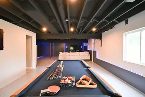 Private Pool + Game Room Near Ark Sleeps 12 - Image 3