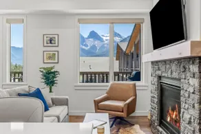Three Sisters Skyline | Designer Penthouse - Image 2