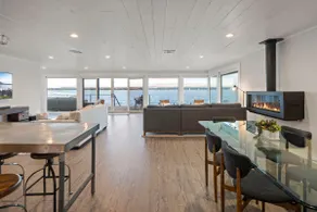 Sunrise Shores: Hot Tub, Boat Lift, & Open Water - Image 5