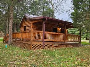 Cedar Rustic Cabin at Lost Trails - Image 2