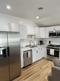 GOTL Comfy Cottage- Sunset Vacation Rentals - Image 3