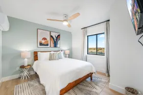 Luxe Desert Retreat - Near Grand Canyon South Rim - Image 3