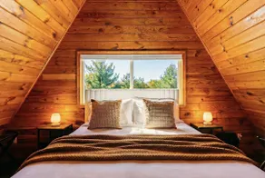 Starlit Hot Tub & Fire Pit | Modern Cabin for Two - Image 5
