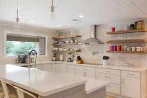 Luxury Family Retreat w/Heated Pool by Lake Travis - Image 3