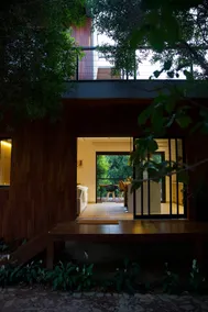 Beautiful chalet with complete structure, Jacuzzi and view - Image 3