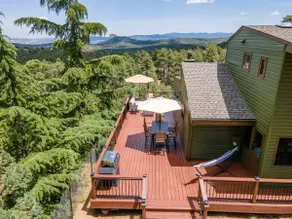 Breathtaking Views Elevated Comfort Pets Welcome - Image 3
