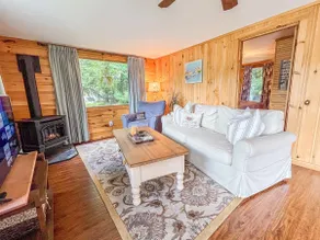 Camp 173 at Okara Lakes - Waterfront Vacation Rent - Image 4