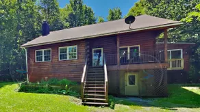 Luxe Log Cabin. Waterview & Private. - Image 5