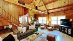 Luxe Log Cabin. Waterview & Private. - Image 2