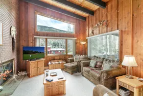 Cozy Condo, Mountain Views, On Complimentary Shuttle Route - Image 2