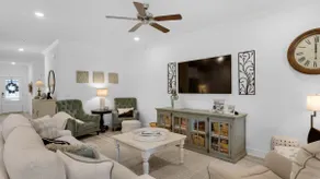 Dog-Friendly Blue Mountain Beach Home w/ Fire Pit - Image 3