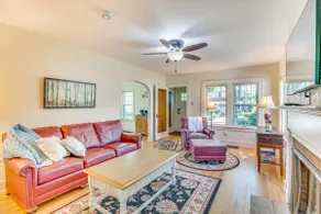 Charming Lake Mills Home Near Rock Lake & Beach - Image 5