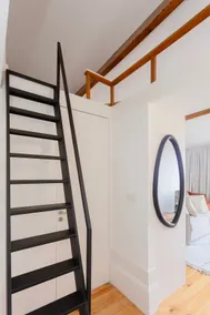 Liiiving in Porto - Mezzanine Delight Balcony - Image 4