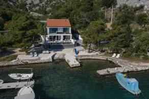 Luxury Villa Lucija by aneo travel - Image 3