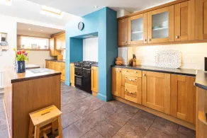 Host & Stay - Harbour Holm - Image 2