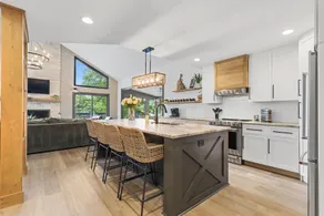 Niblick on Norman w/Heated Pool & Optional Boat Rental - Image 4