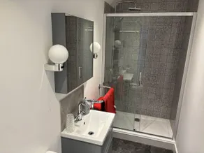 Barnstaple - Apartment- Sleeps 2 - Parking - Image 5
