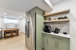 Suite Holliday in SE Calgary - Image 5
