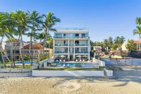 Oceanfront | King Bed, Pool & AC 102 - Image 5