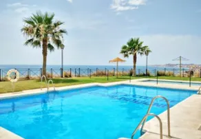 Agréable maison de vacances entièrement équipée avec jardin, terrasse et internet haut débit | Vue mer | À côté de la plage - Image 4