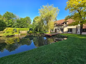 Luxury Villa: Heated Pool & Nature - Image 3