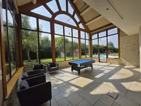 Luxury Villa: Heated Pool & Nature - Image 4