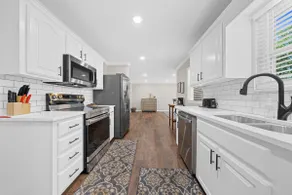 Nordin's LakeHouse, Lakefront Hideaway on Delaware Bay Sleeps 10 - Image 3