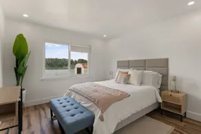 Coastal Lakeview Retreat - Image 5