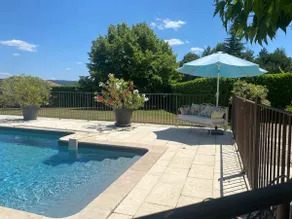 Cozy villa in La Tour-d'Aigues - Image 2