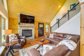 Mountain-View Fleetwood Retreat w/ Deck & Grill - Image 5