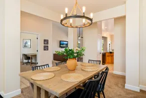 Serenity Vista Retreat-sleeps 8|EV|sauna|Hot Tub - Image 2