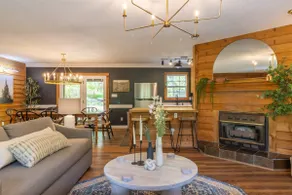 6BR Family Basecamp * Hot Tub, Fire Place & Pitt - Image 5