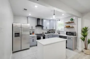 Relaxing Texas Retreat 4BR w Pool & Dream Kitchen - Image 5