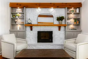 Spacious 6-Bed Luxury Home Near Notre Dame - Image 2
