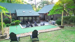 Insane Golf Retreat & Simulator - Bogey Bunks - Image 2