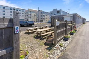 Couples Beach side condo getaway - Image 5
