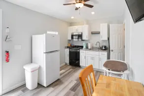 Oceanfront suite for 2 - Image 3