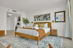 SF Tropical Paradise - Spacious 3/3 - Image 3
