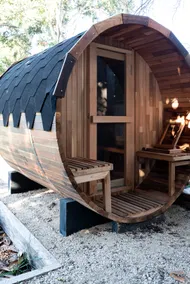 Blackwood Tree Barn Conversion with Parking & Wifi - Image 2