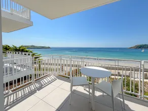 Bihit 1-bedroom apartment, Sea View and Pool - Image 3
