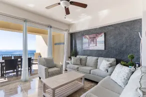 Luxury Penthouse, large furnished balcony, C30709 - Image 4