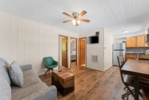 2BR Duplex Cabin w/Community Pool + Boat dock - Image 4