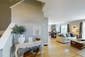 2 bedroom apartment - Image 3