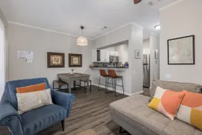 Adorable one bedroom condo just steps from downtown. - Image 5