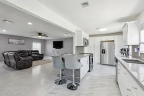 Spacious 3BR Villa in Miami with Fenced Backyard - Image 3