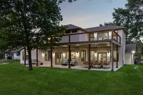 Fully Renovated Luxury Lake Front Retreat - Image 5