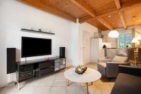 Green Oasis Vacation Rental - Image 3